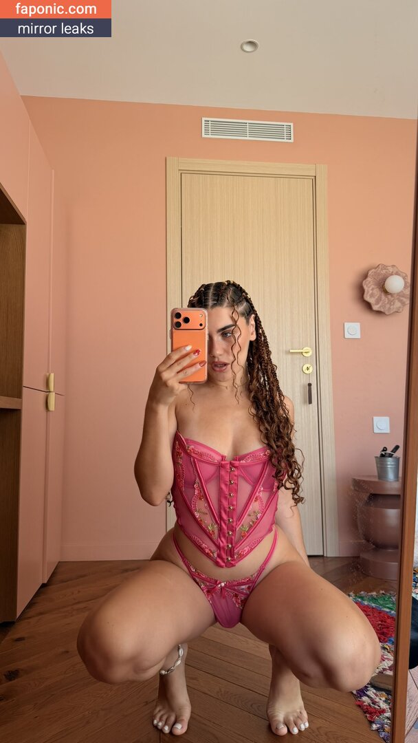 Carla_vyxx, carla_vyx, https: Nahé úniky  Fotka #6