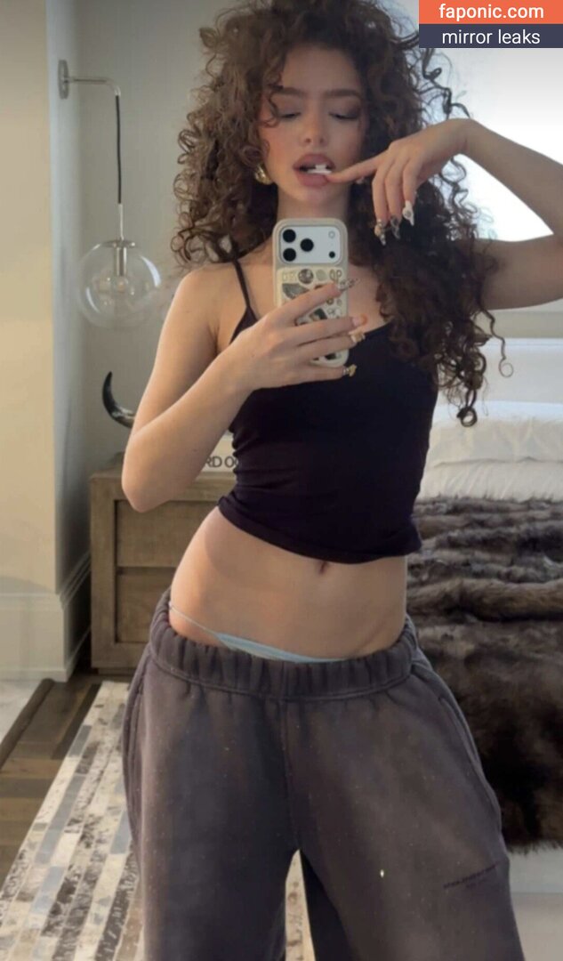 Demitra Kalogeras, demitrakalogeras, kalogerasisters Nahé úniky OnlyFans Fotka #133