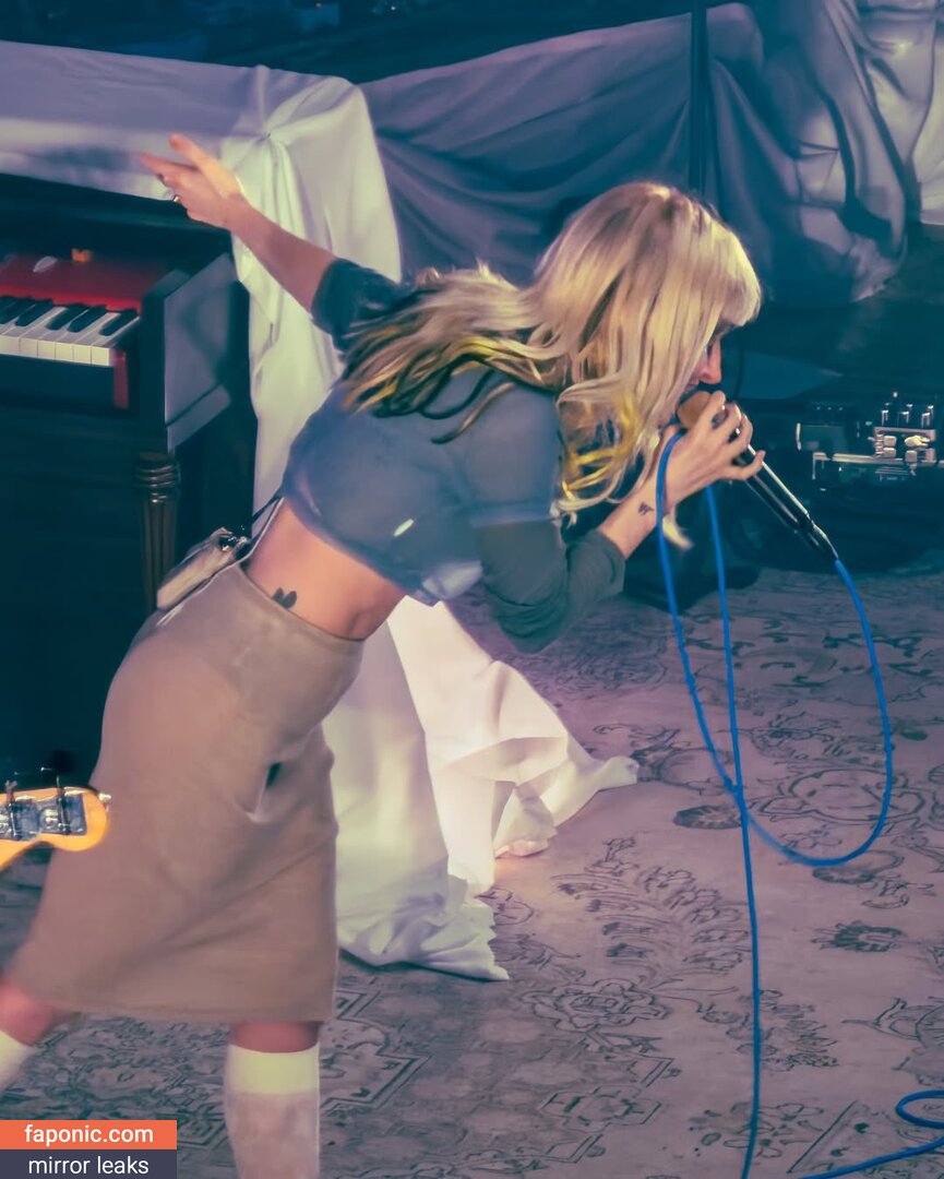 Hayley Williams, meepyfreepy, yelyahwilliams Nahé úniky OnlyFans Fotka #619