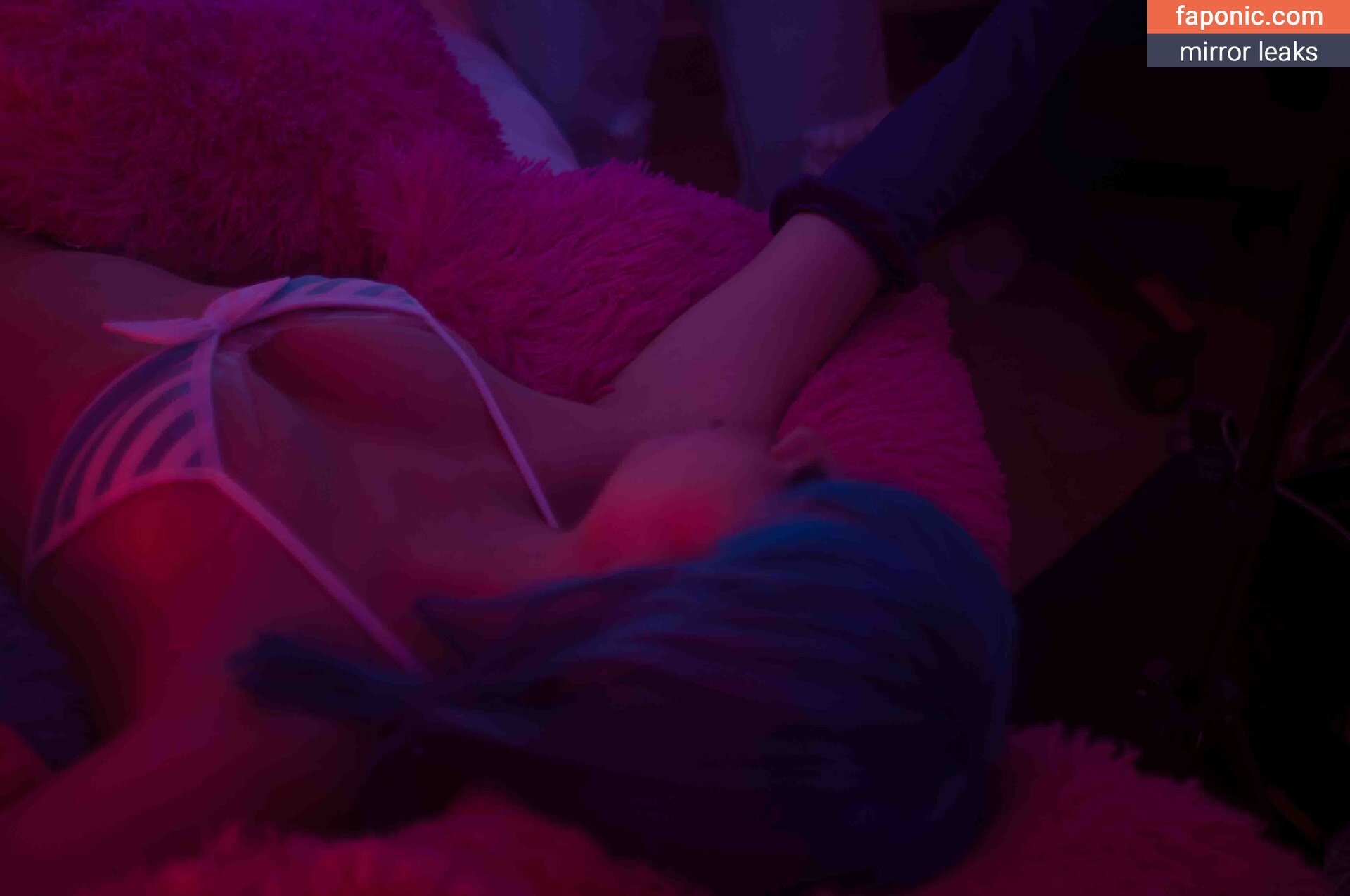 Hika Cosplay, hika_cosplay, hikacosplay, https: Nahé úniky  Fotka #53
