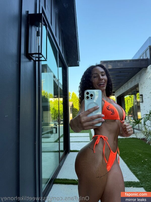 Jaidyn Felicetti, SweetLikeHoneyy_, sweetlikehoneyy__ Nahé úniky  Fotka #22