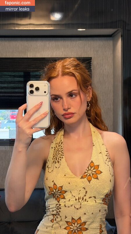 Madelaine Petsch, https:, madelainepetsch, madelame Nahé úniky OnlyFans Fotka #431