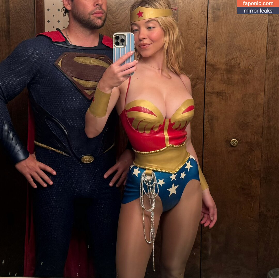 Sydney Sweeney, gal_gadot, sydney_sweeney Nahé úniky OnlyFans Fotka #220