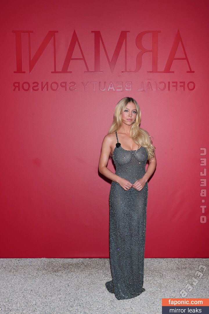 Sydney Sweeney, gal_gadot, https:, sydney_sweeney Nahé úniky OnlyFans Fotka #320
