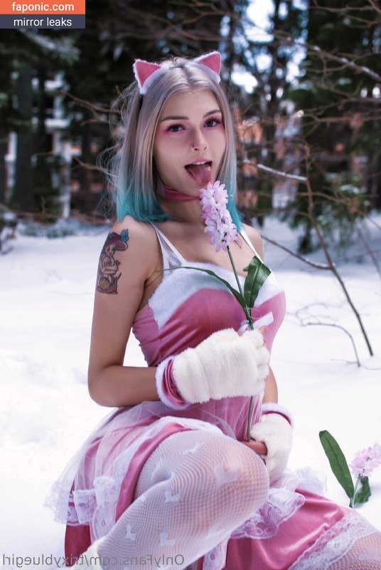 Trixy Blue, trixyblue, trixybluegirl Nahé úniky OnlyFans Fotka #19