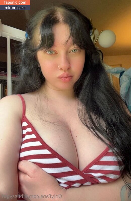 ihateremy, lamegff, lilbussygirl, luvluxlol, luvncoke, luvnutttt, luxcoke Nahé úniky OnlyFans Fotka #73