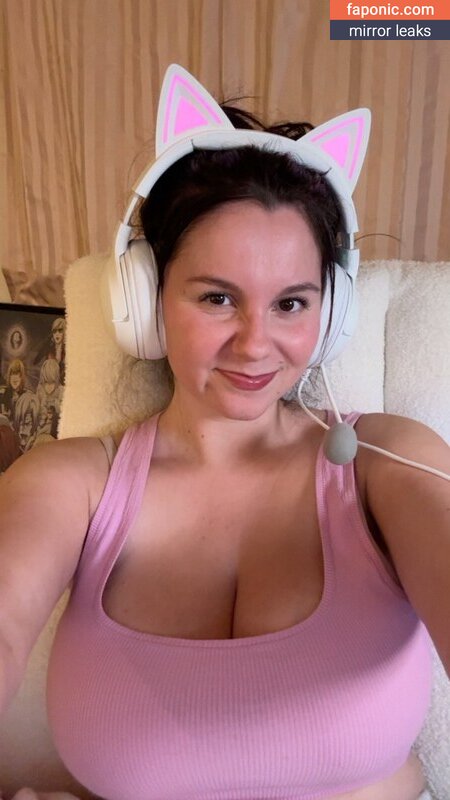 Yellz0, Yellz1, bigtittygothegg, yellz Nahé úniky OnlyFans/Patreon Fotka #322