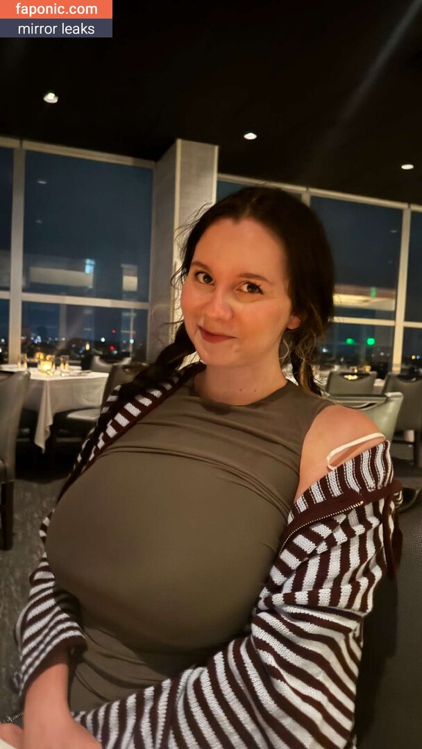 Yellz0, Yellz1, bigtittygothegg, yellz Nahé úniky OnlyFans/Patreon Fotka #334
