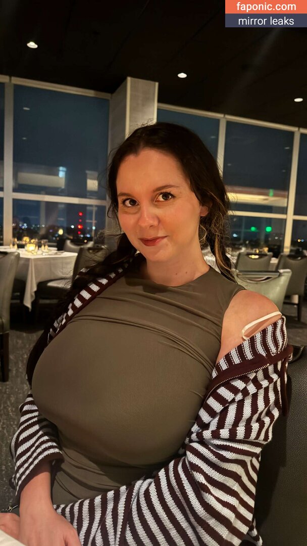 Yellz0, Yellz1, bigtittygothegg, yellz Nahé úniky OnlyFans/Patreon Fotka #337
