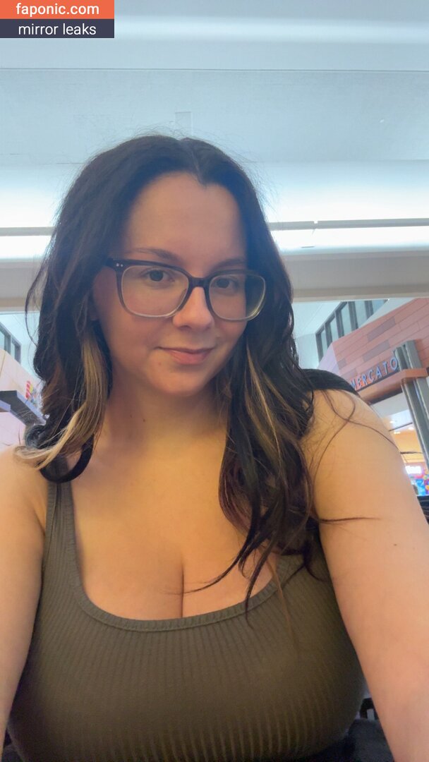 Yellz0, Yellz1, bigtittygothegg, yellz Nahé úniky OnlyFans/Patreon Fotka #348