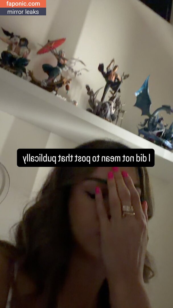 SSSniperWolf Nahé úniky OnlyFans Fotka #24