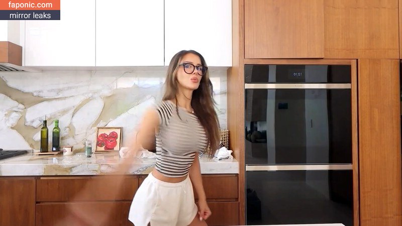 SSSniperWolf Nahé úniky OnlyFans Fotka #64