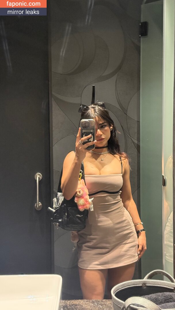 Alana Flores, Alanalarana, alanafloresf Nahé úniky  Fotka #1