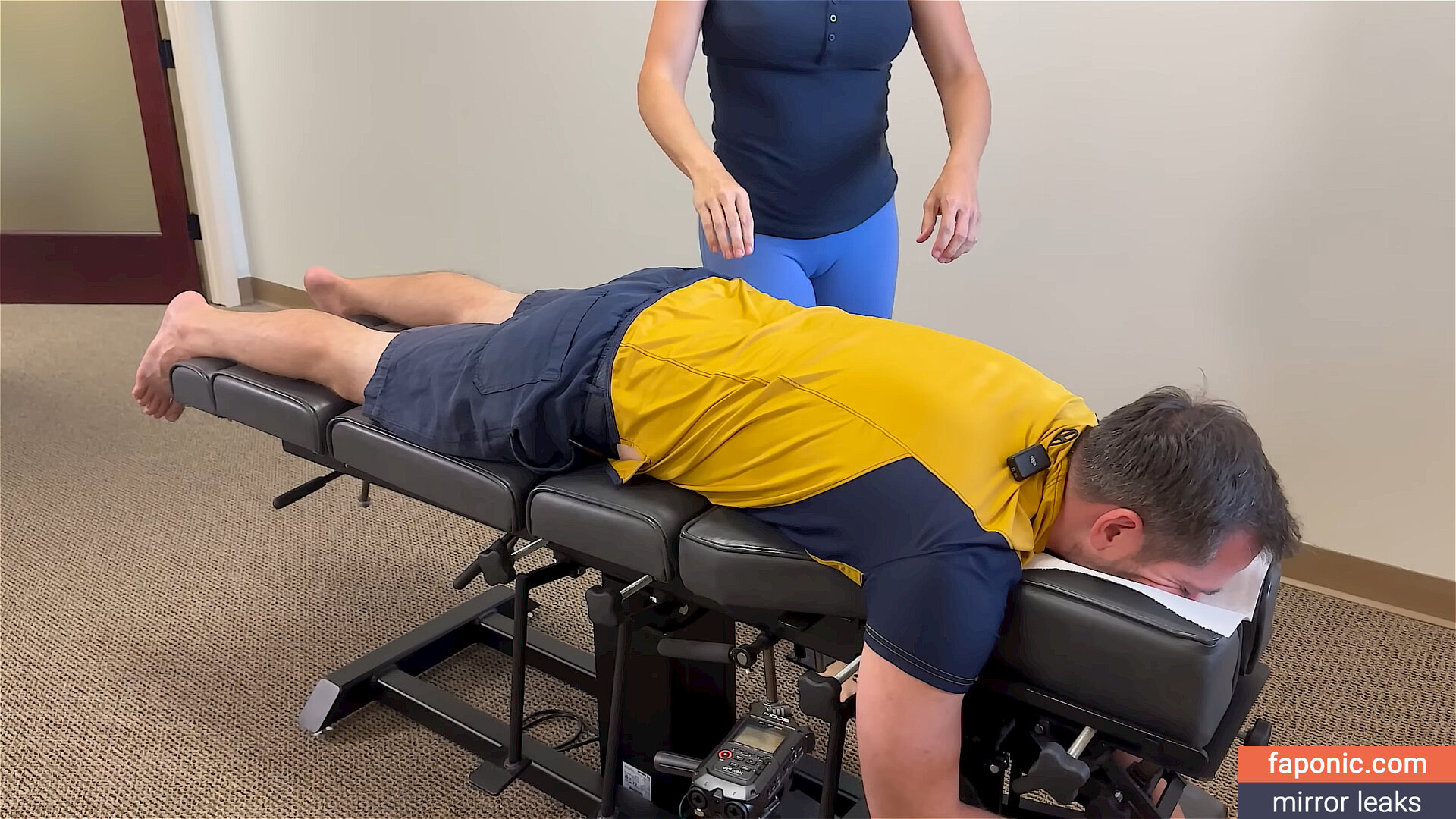 Brenda Mondragon, Chiropractor Nahé úniky  Fotka #68
