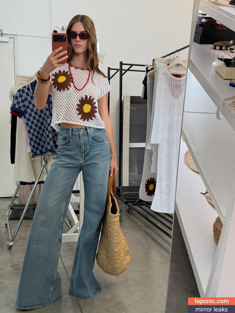 Emily Feld, emily.feld Nahé úniky OnlyFans Fotka #3482