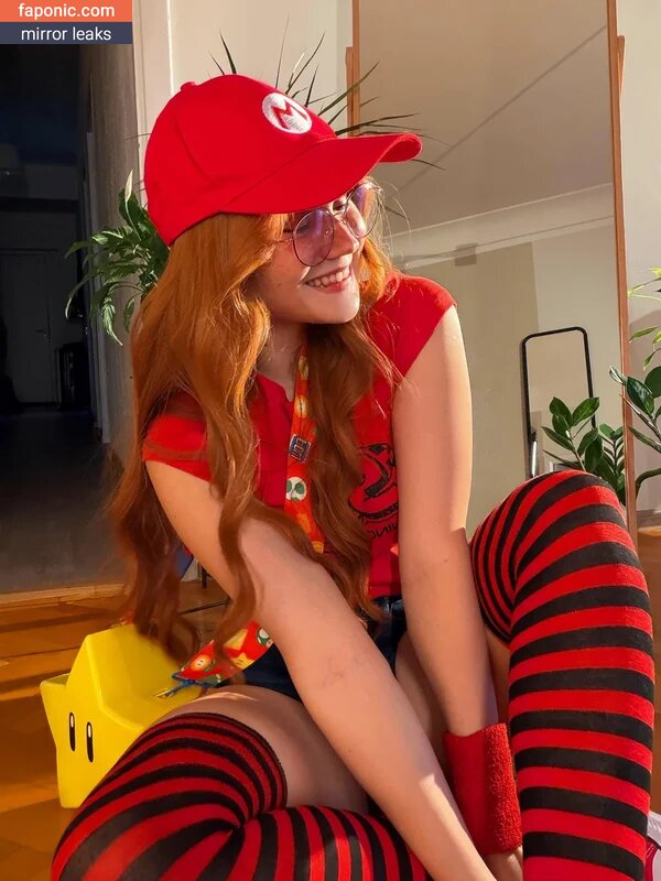 Neyrodesu, https:, neyro_desu Nahé úniky OnlyFans Fotka #7