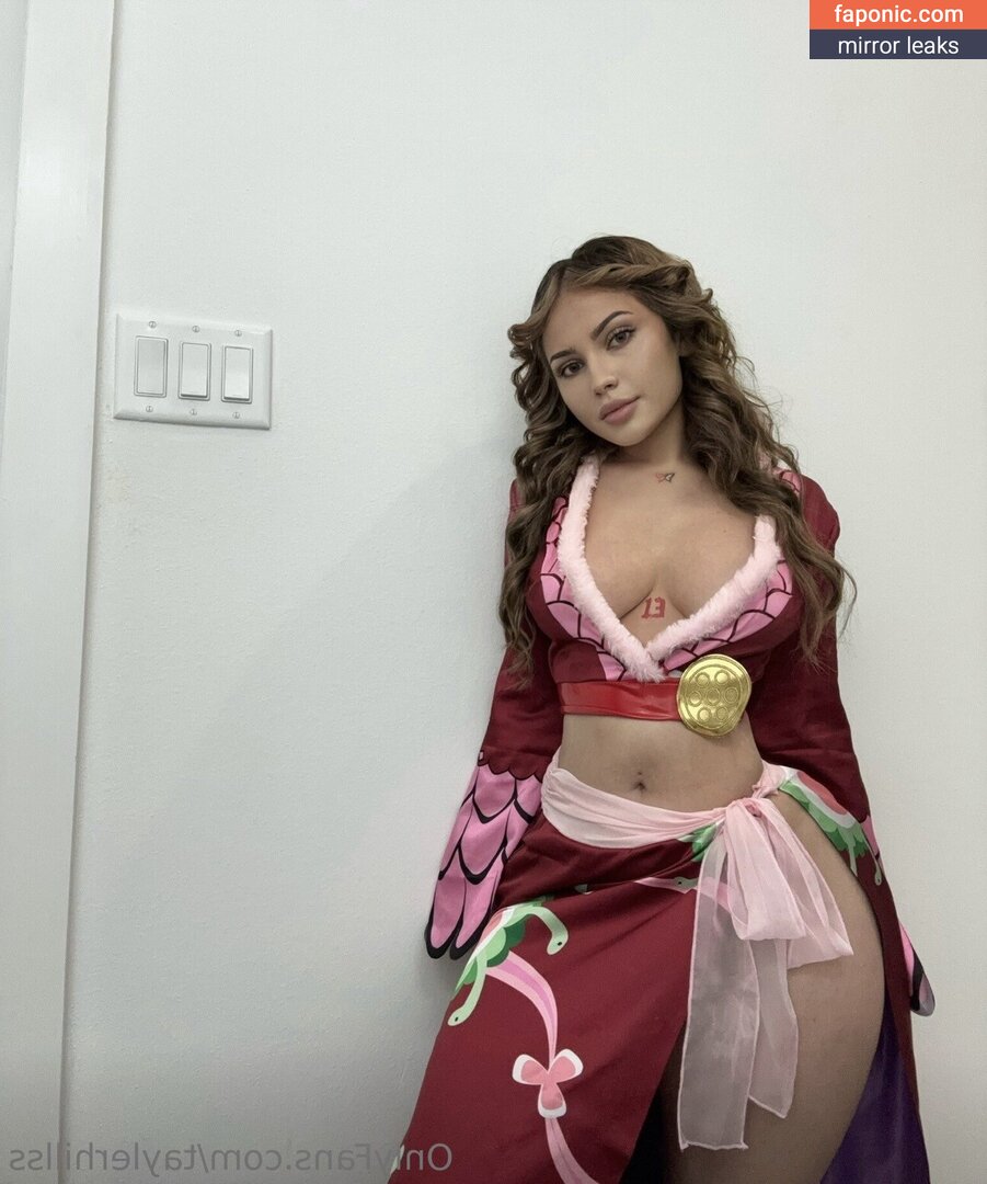 Tayler Hills, taylerhiIIs, taylerhillss Nahé úniky OnlyFans Fotka #454