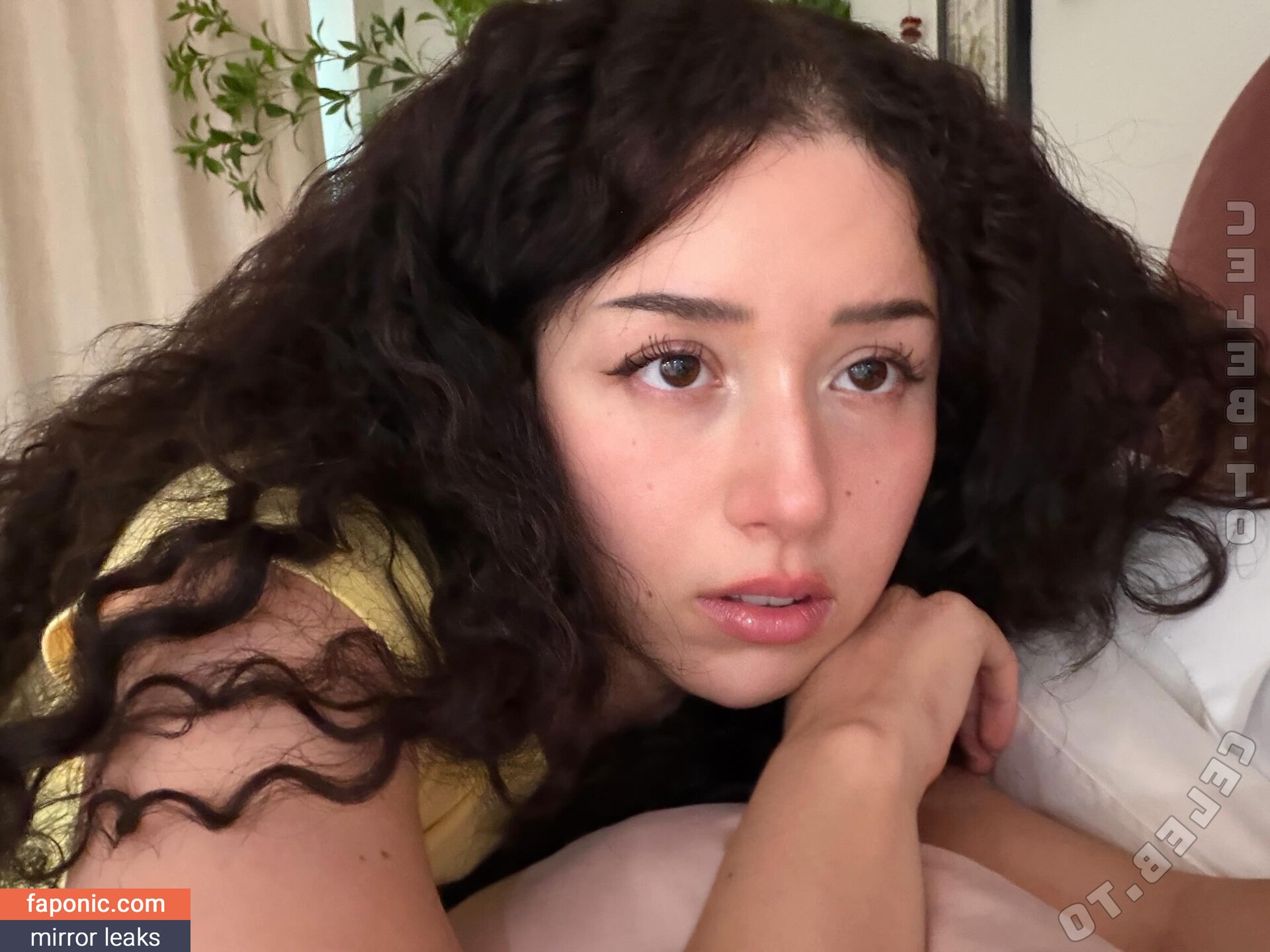 Pokimane, https:, pokimanelol, pokinaneonlyfan Nahé úniky OnlyFans Fotka #4