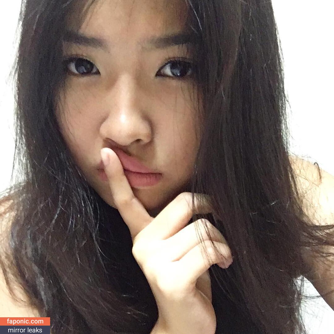UkSexyCouple, shoes_padidee, wifelovesbbc Nahé úniky OnlyFans Fotka #10