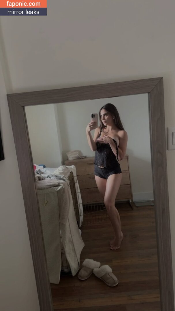 Sofia Crnilovic, https: Nahé úniky  Fotka #3