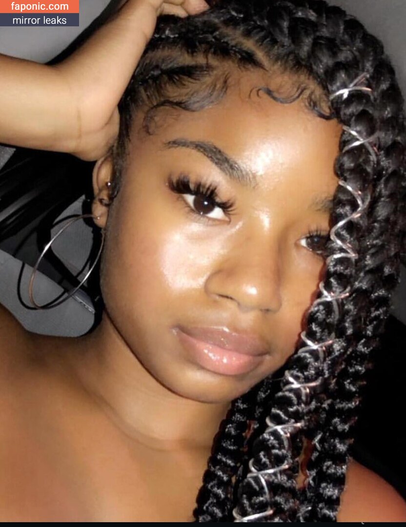 Kyylareneee, kurlykyy, kurrlyyy, kyylarenee Nahé úniky OnlyFans Fotka #13